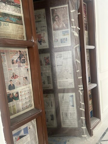 Furnished Amenities in 3 BHK Builder Floor at Defence Colony – for Rent