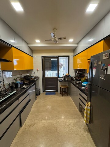 Kitchen in 3 BHK Apartment at Oberoi Realty Splendor, Andheri East – for Rent