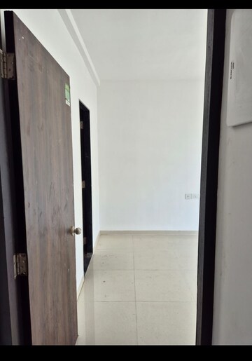 Attached Bathroom in 2 BHK Apartment at UK Iridium, Kandivali East – for Rent