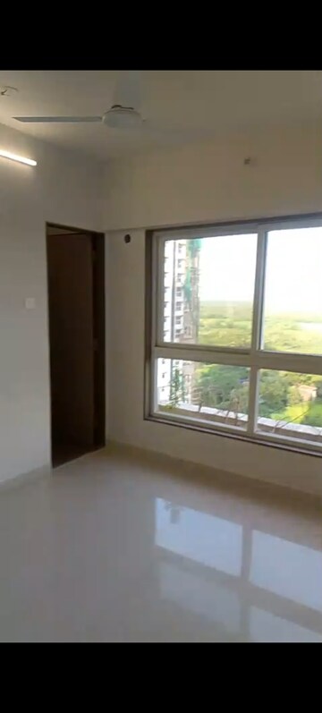Room in 1 BHK Apartment at Adityaraj One, Vikhroli East – for Rent