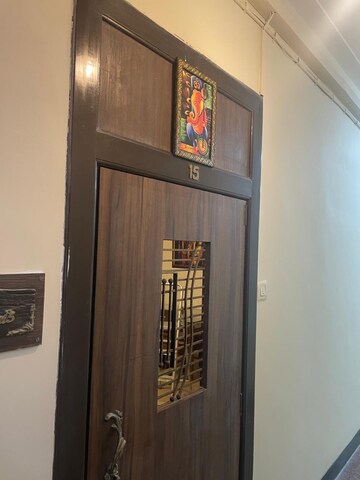Furnished Amenities in 1 BHK Apartment at Mohini Mansion, Mahim – for Sale