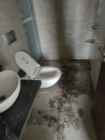 Bathroom in 2 BHK Apartment at Panchpakhadi Jewel, Panch Pakhadi – for Rent