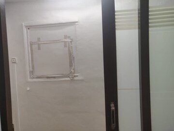   Office Space at Khar West – for Rent