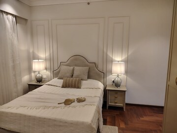 Master Bedroom in 5 BHK Apartment at Sector 128 – for Sale
