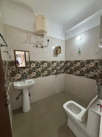 Team Area in 4 BHK Independent House at Canal Road – for Rent