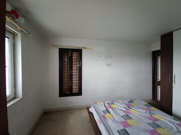 Room in 3.5 BHK Apartment at VK Varsha Apartments, Sadashiva Nagar – for Sale