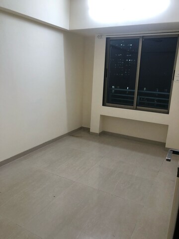 Room in 3 BHK Apartment at Joy Valencia, Jogeshwari East – for Rent