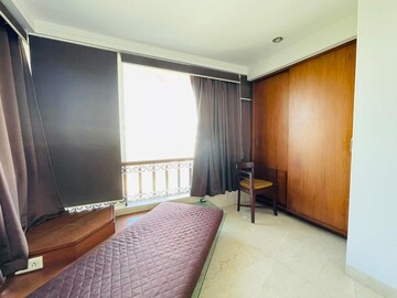 Bedroom in 2 BHK Apartment at Madhuban CHS Khar West, Khar West – for Rent
