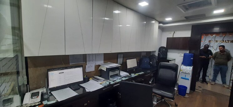 Team Area, netaji subhash place Commercial Office Space 379 Sq.Ft. In Netaji Subhash Place Delhi 9088210