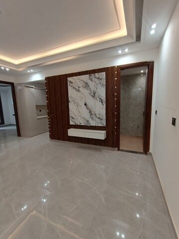 Room in 3 BHK Builder Floor at Pochanpur Colony – for Sale