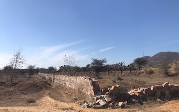 Plot For Sale in Renwal Manji