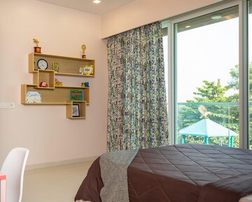Bedroom in 3 BHK Apartment at Seawoods Estate, Seawoods – for Rent