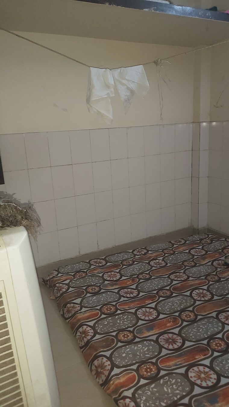 Bathroom, mayur vihar 2.5 Bedroom 520 Sq.Ft. Builder Floor In Mayur Vihar Delhi 9088241
