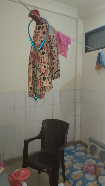 Bedroom in 2.5 BHK Builder Floor at Mayur Vihar – for Sale