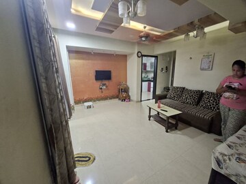 Living Room in 2 BHK Apartment at Panch Pakhadi – for Rent