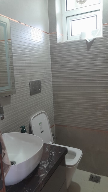 Bathroom in 3 BHK Builder Floor at Kohli One Malibu Town, Sector 47 – for Rent