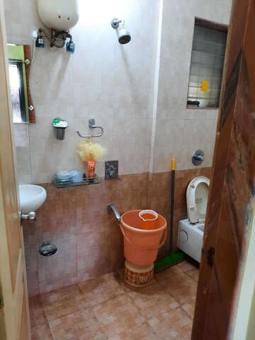 Bathroom in 2 BHK Apartment at Sunshine Tower Koper khairane, Kopar Khairane – for Rent