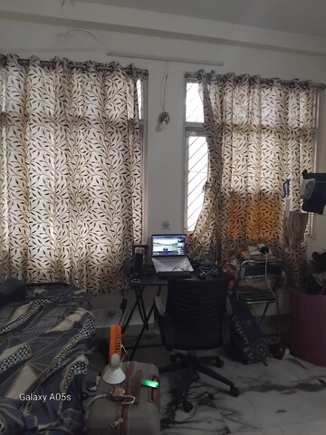 Living Room in 1.5 BHK Apartment at Adchini – for Rent
