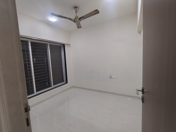 Room in 1 BHK Apartment at DD Umiya Parijat, Ghatkopar East – for Rent