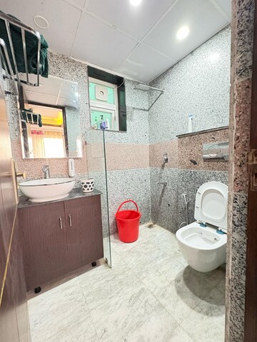 Bathroom in 4 BHK Builder Floor at Sector 57 – for Rent