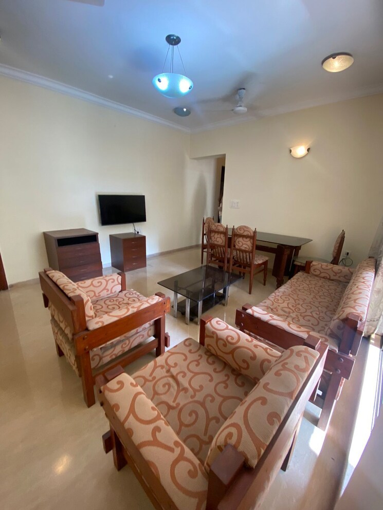 Living Room, bandra west 2 Bedroom 800 Sq.Ft. Apartment In Bandra West Mumbai 9088320