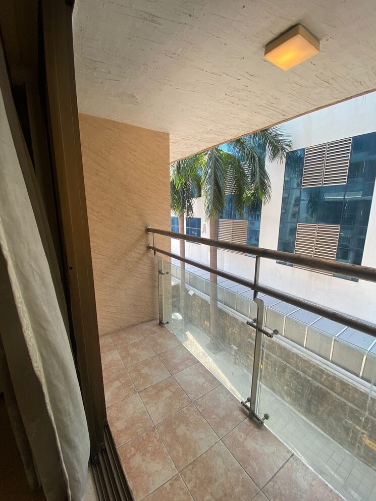 Balcony, bandra west 2 Bedroom 800 Sq.Ft. Apartment In Bandra West Mumbai 9088320