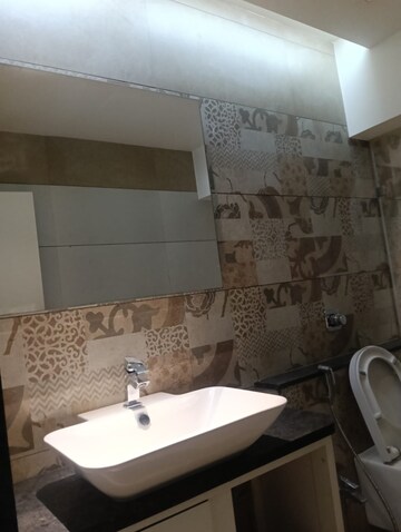 Bathroom in 5 BHK Villa at Sindh Society, Aundh – for Rent