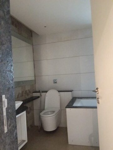 Bathroom in 5 BHK Villa at Sindh Society, Aundh – for Rent