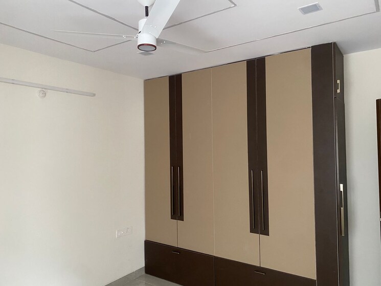 Room, hallmark-skyrena 3 Bedroom 1635 Sq.Ft. Apartment In Narsingi Hyderabad 9088330