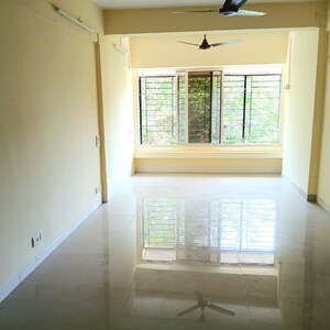 2 BHK Apartment For Sale in Juhu