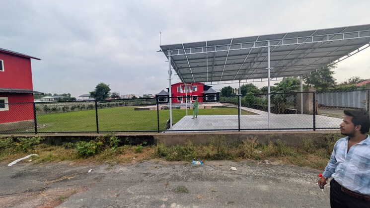 undefined, sector 135  1008 Sq.Yd. Plot In Sector 135 Noida 9088368