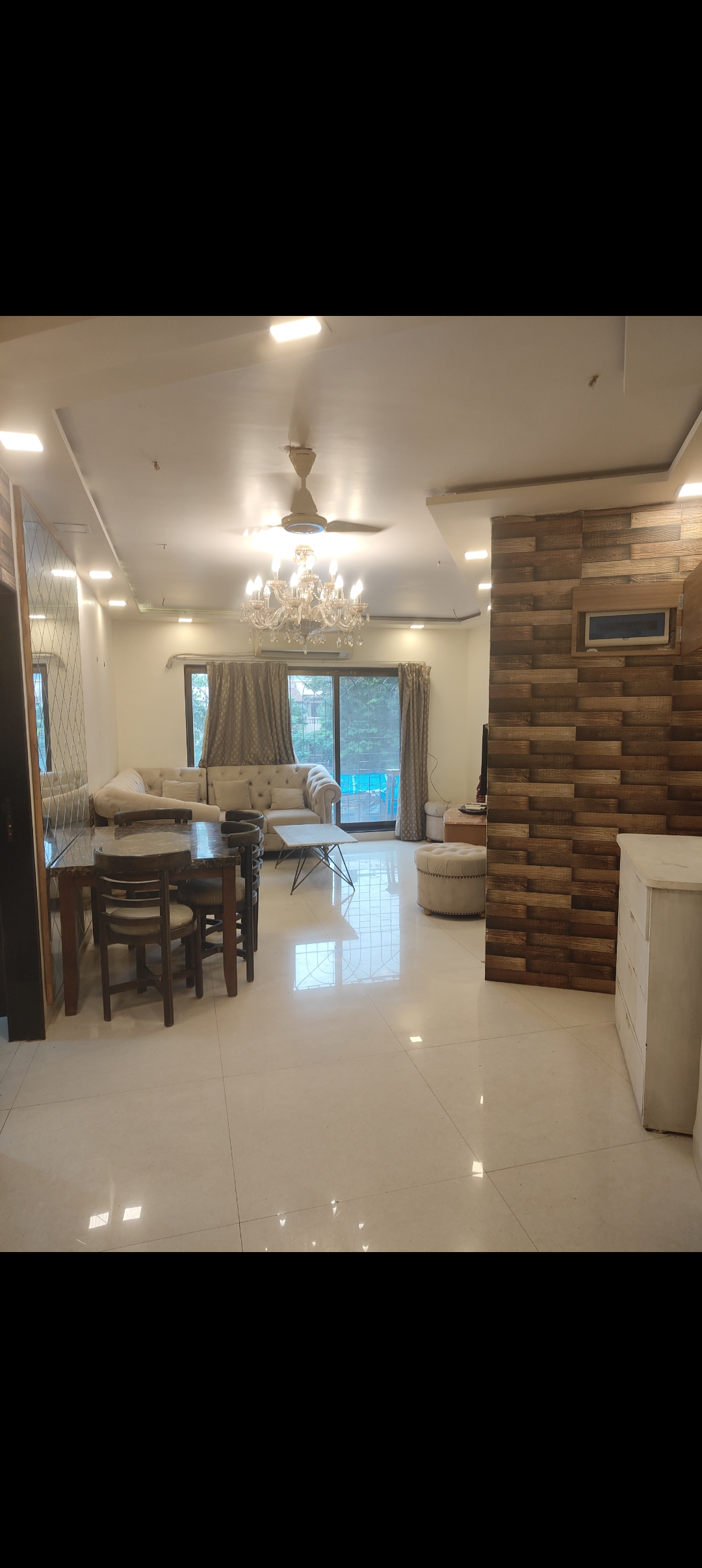 2 BHK Apartment For Rent in Sweet Home CHS Bandra West