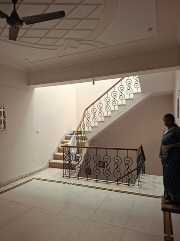 6 BHK Independent House For Rent in Sector 44