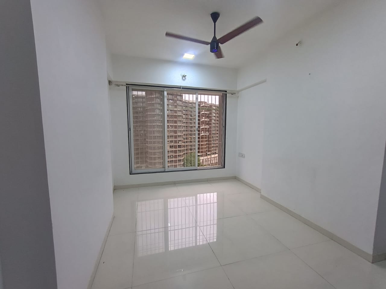 3 BHK + Servant Room Apartment For Rent in Anusmera Residences