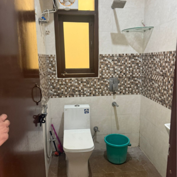Bathroom in 3 BHK Builder Floor at Boutique Residential Apartments C-220, Sarvodaya Enclave – for Rent