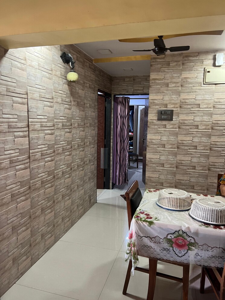 Room, tarangan-towers 2.5 Bedroom 1300 Sq.Ft. Apartment In Samata Nagar Thane 9088485