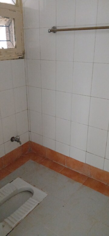 Bathroom in 2 BHK Apartment at Shatabdi Rail Vihar, Sector 62 – for Rent