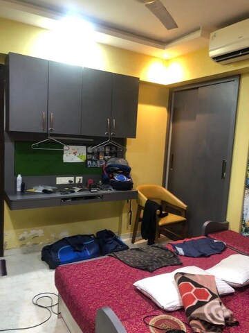 Bedroom in 2 BHK Apartment at Lodha Amara, Kolshet Road – for Rent