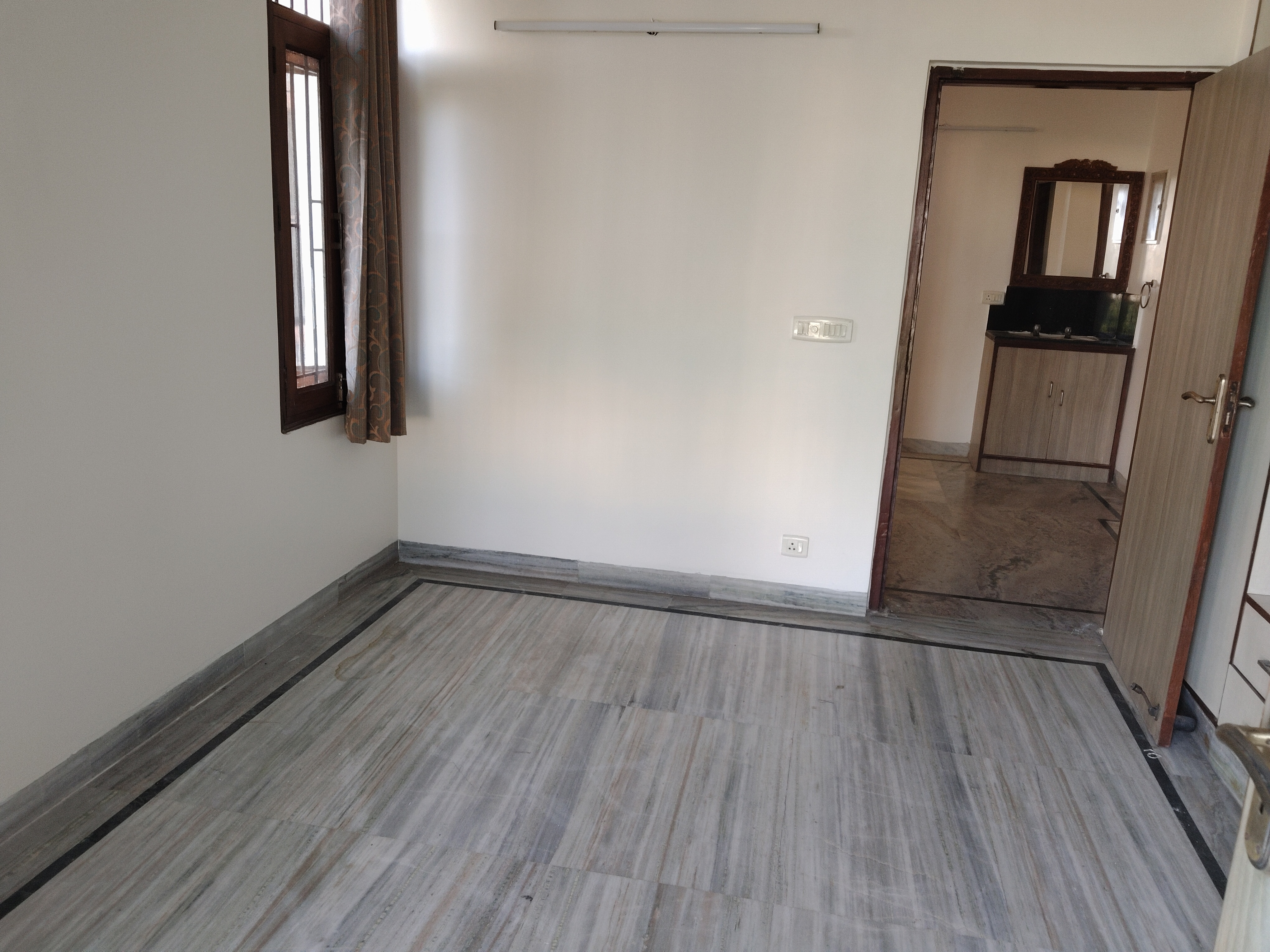 2 BHK Apartment For Rent in Sector 21c Faridabad 