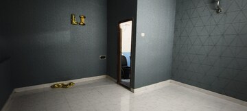Room in 1 BHK Apartment at SNS Palace, Mg Road – for Rent