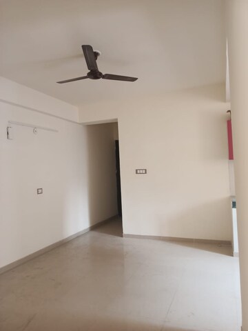 Room in 2 BHK Apartment at ROF Aalayas, Sector 102 – for Rent