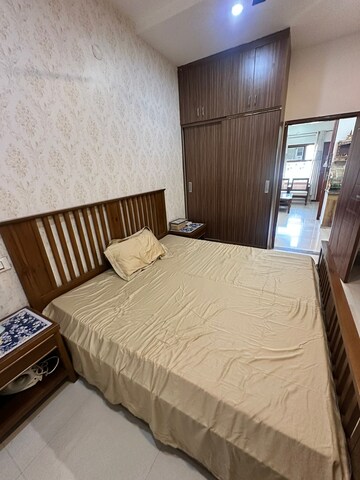 Bedroom in 3 BHK Apartment at Patiala Road – for Rent