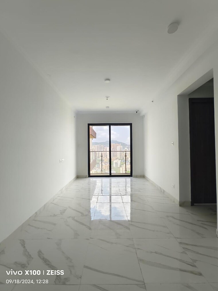 Room, risland-the-icon 2 Bedroom 561 Sq.Ft. Apartment In Dhokali Thane 9088531