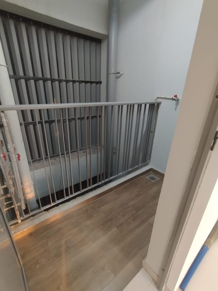 Balcony, kalpataru-immensa 2 Bedroom 808 Sq.Ft. Apartment In Kolshet Road Thane 9088541