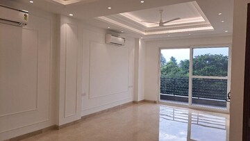 Building Lobby in 3 BHK Builder Floor at Greater Kailash I – for Rent