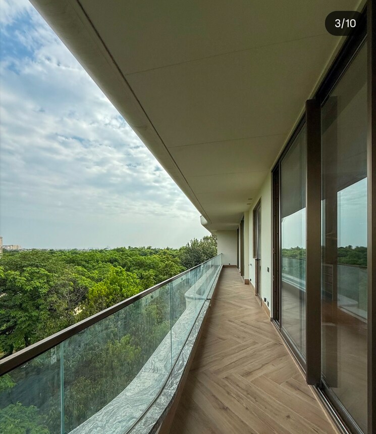 Balcony, greater kailash i 3 Bedroom 2700 Sq.Ft. Builder Floor In Greater Kailash I Delhi 9088544