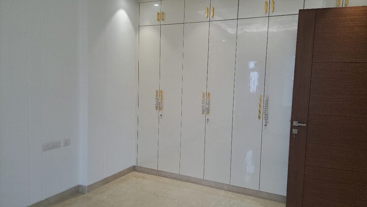 undefined, defence colony 3 Bedroom 1950 Sq.Ft. Builder Floor In Defence Colony Delhi 9088547