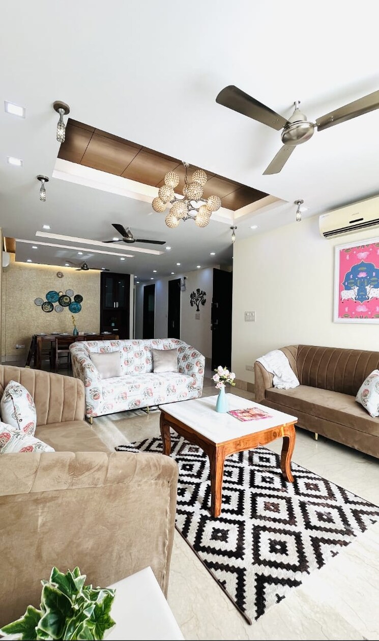 Bedroom, defence colony 3 Bedroom 1800 Sq.Ft. Builder Floor In Defence Colony Delhi 9088555