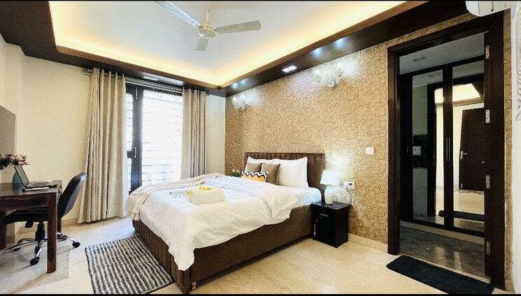 Bedroom, defence colony 3 Bedroom 1800 Sq.Ft. Builder Floor In Defence Colony Delhi 9088555