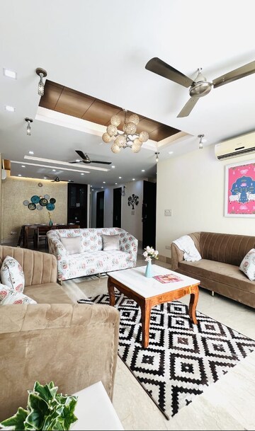 Bedroom in 4 BHK Builder Floor at Defence Colony – for Rent